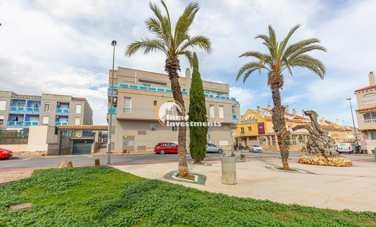 Resale - Apartment - Torrevieja - Estacion de autobuses