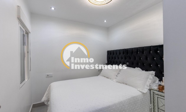 Till salu - Bungalow - Torrevieja - Torretas