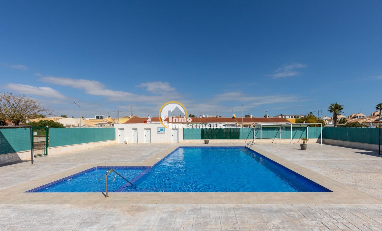 Till salu - Bungalow - Torrevieja - Torretas
