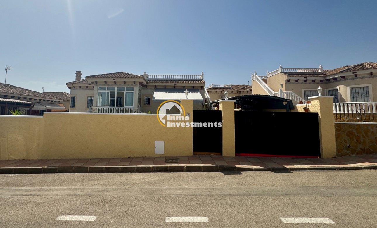 Resale - Villa - Bigastro