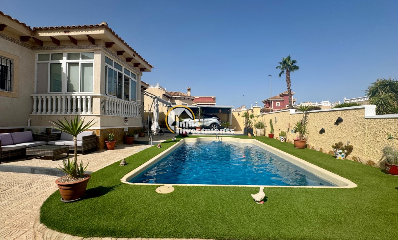 Resale - Villa - Bigastro
