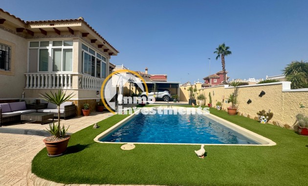 Resale - Villa - Bigastro