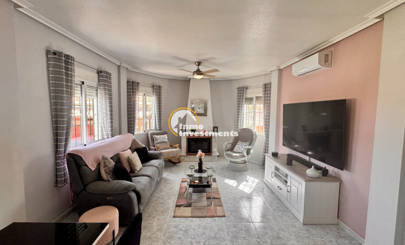 Resale - Villa - Bigastro