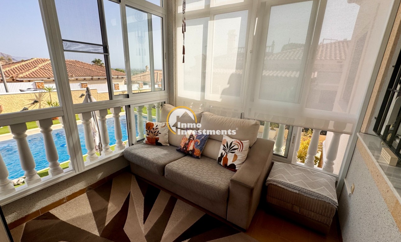 Resale - Villa - Bigastro