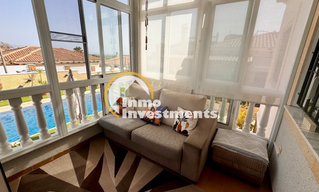 Resale - Villa - Bigastro