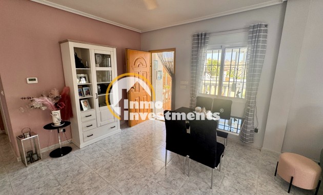 Resale - Villa - Bigastro