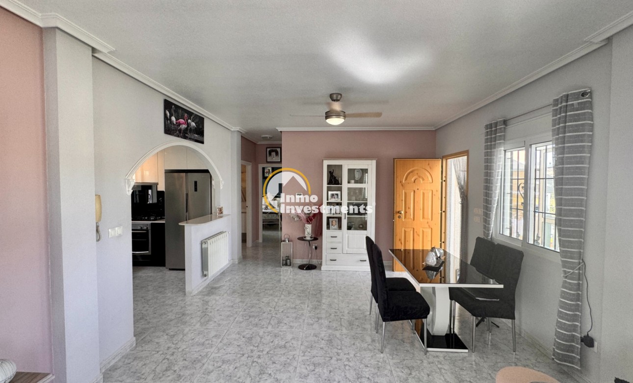 Resale - Villa - Bigastro