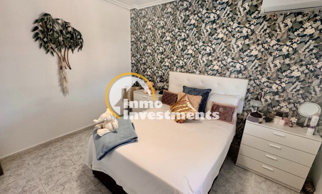 Resale - Villa - Bigastro