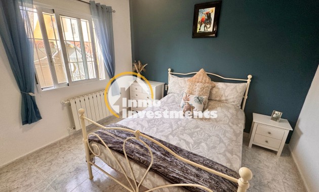 Resale - Villa - Bigastro