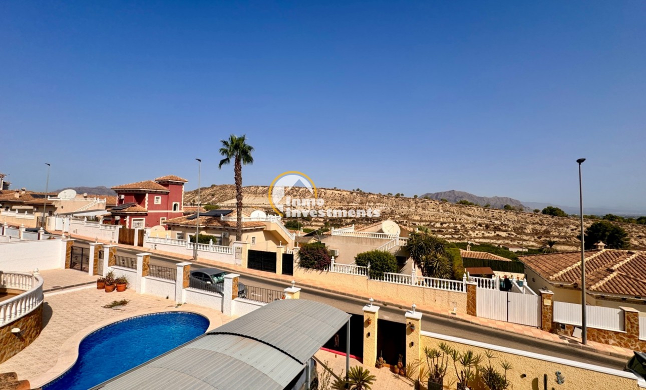 Resale - Villa - Bigastro