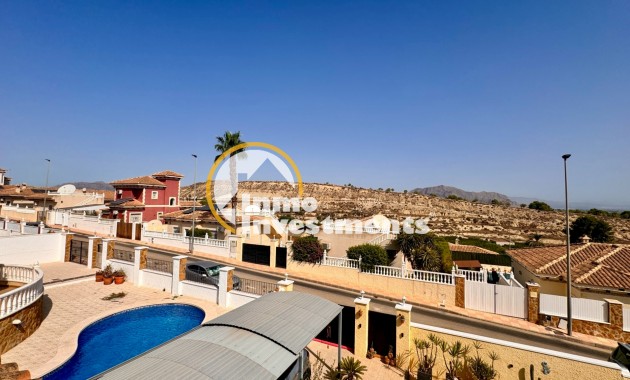 Resale - Villa - Bigastro