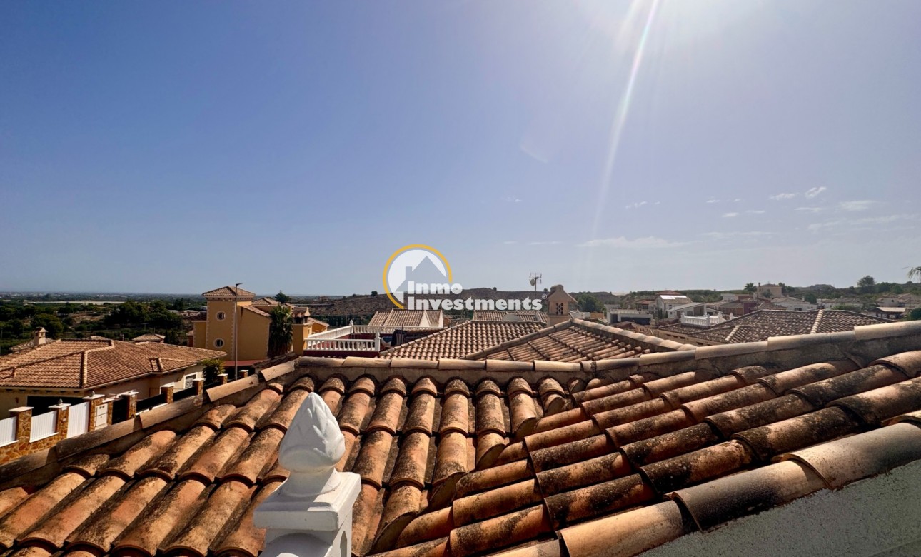 Resale - Villa - Bigastro