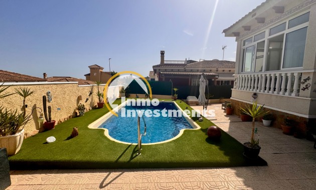 Resale - Villa - Bigastro