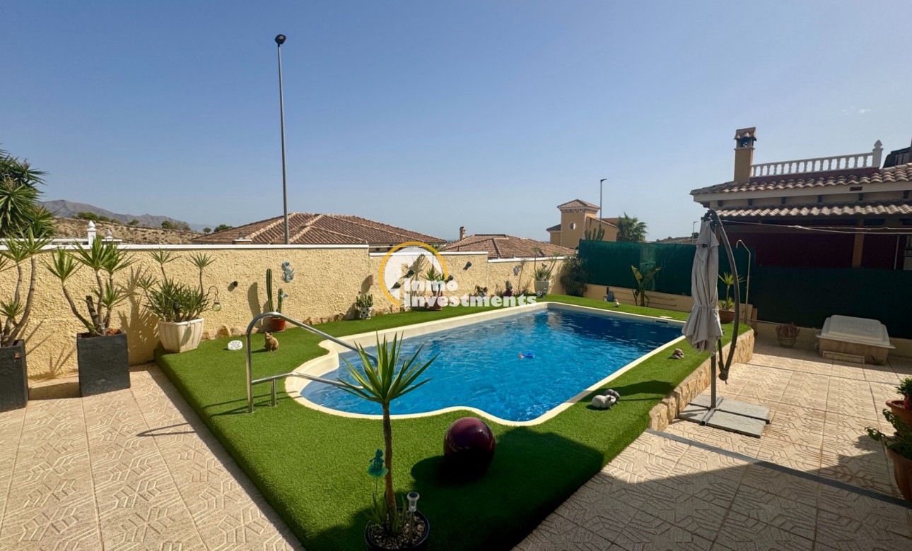 Resale - Villa - Bigastro