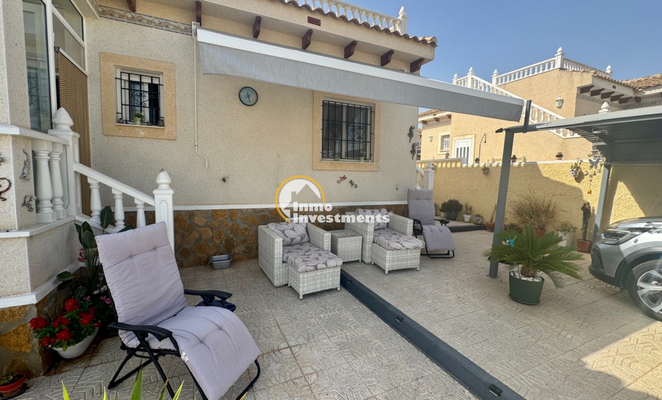 Resale - Villa - Bigastro