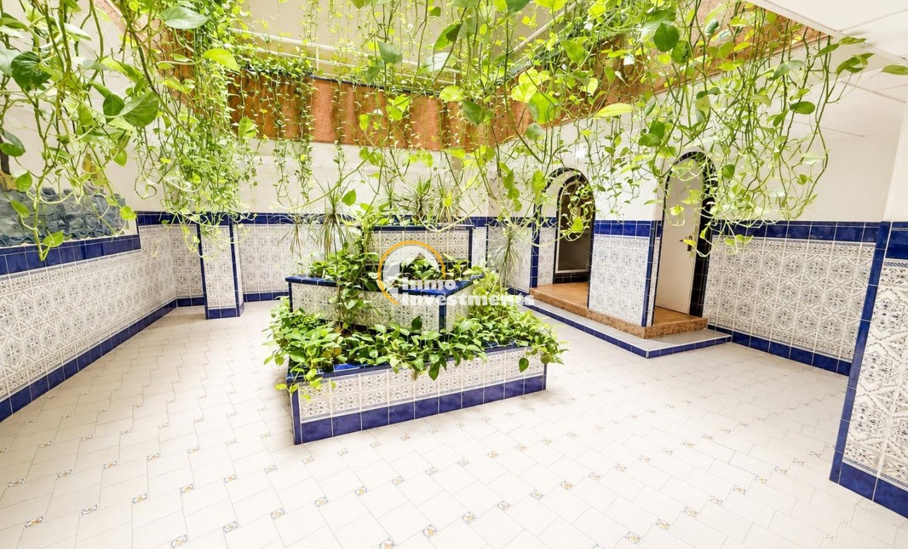 Resale - Apartment - Torrevieja - Playa del Cura