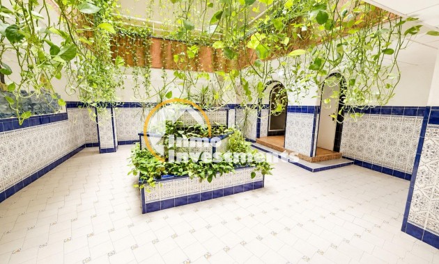 Resale - Apartment - Torrevieja - Playa del Cura