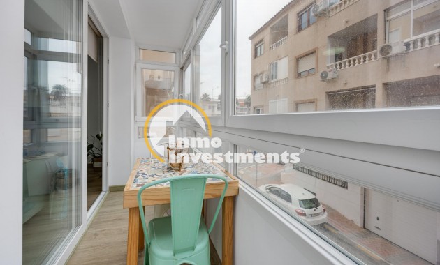Resale - Apartment - Torrevieja - Playa de los Naufragos