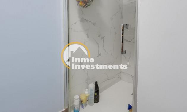 Resale - Apartment - Torrevieja - Playa de los Naufragos