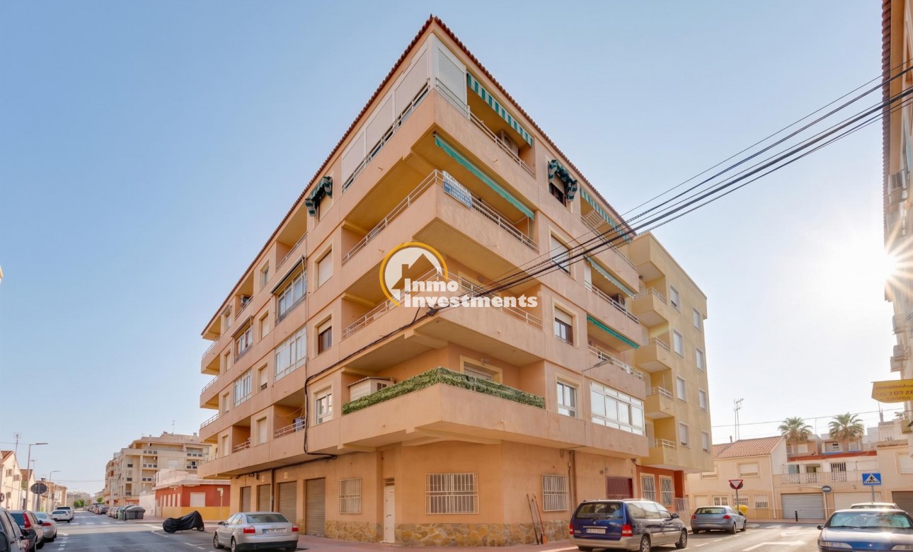 Resale - Apartment - Torrevieja - Playa de los Naufragos