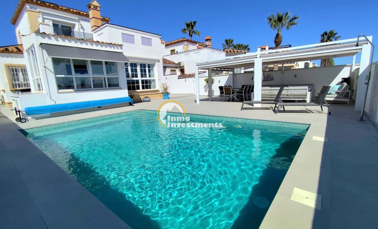 Till salu - Villa - Villamartin