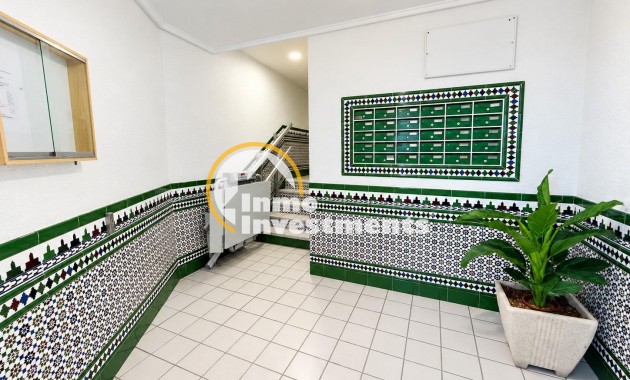 Resale - Apartment - Torrevieja - Beach