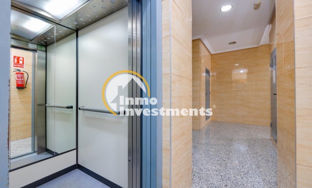 Reventa - Apartamento - Torrevieja - Playas