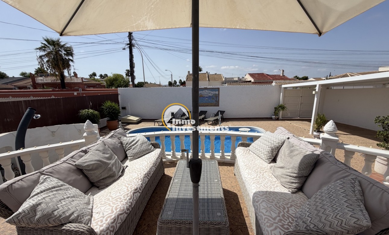 Resale - Villa - Torrevieja - San Luis
