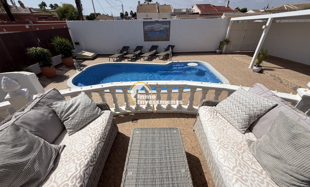 Resale - Villa - Torrevieja - San Luis