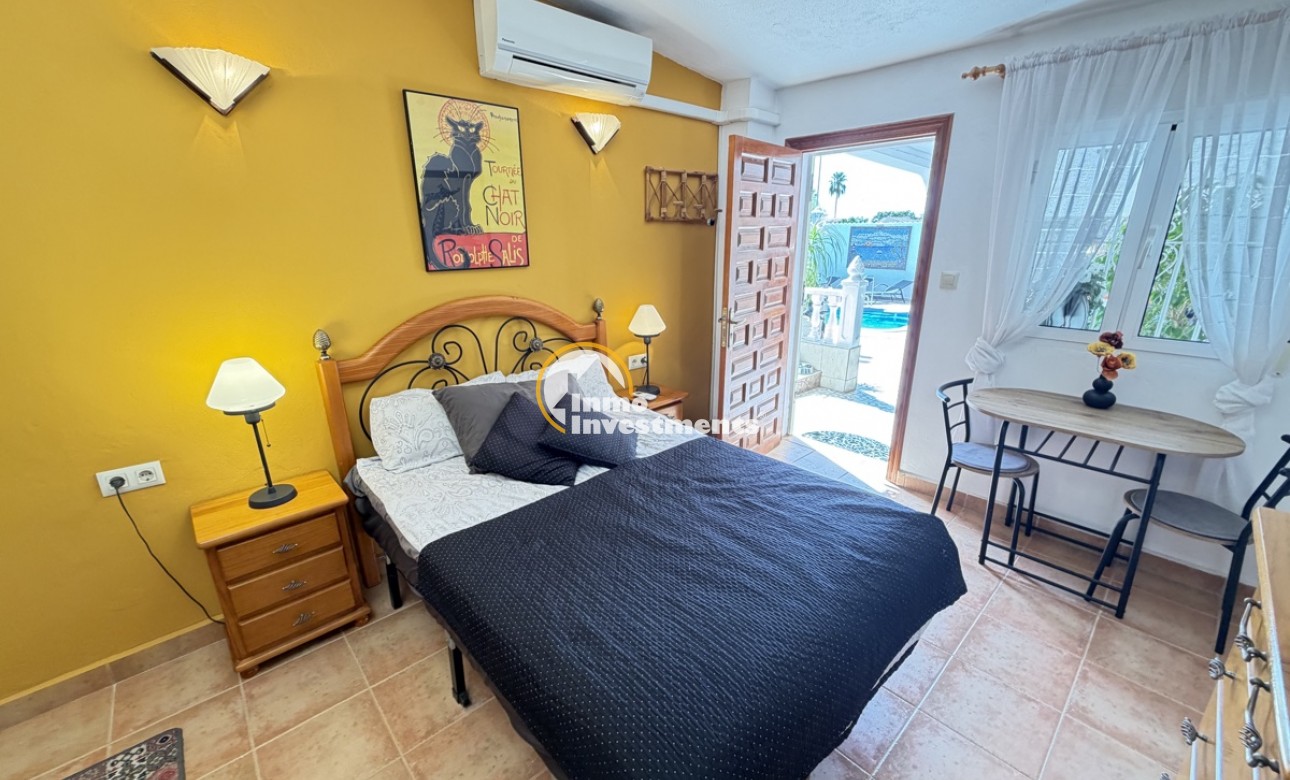 Resale - Villa - Torrevieja - San Luis