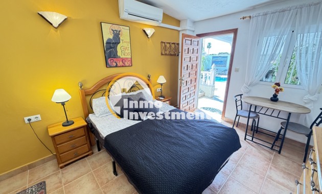 Resale - Villa - Torrevieja - San Luis