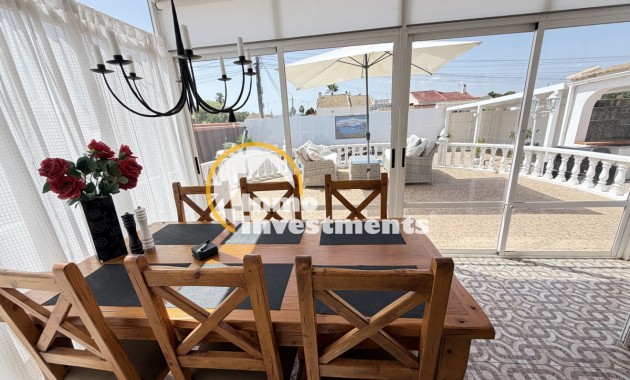 Resale - Villa - Torrevieja - San Luis