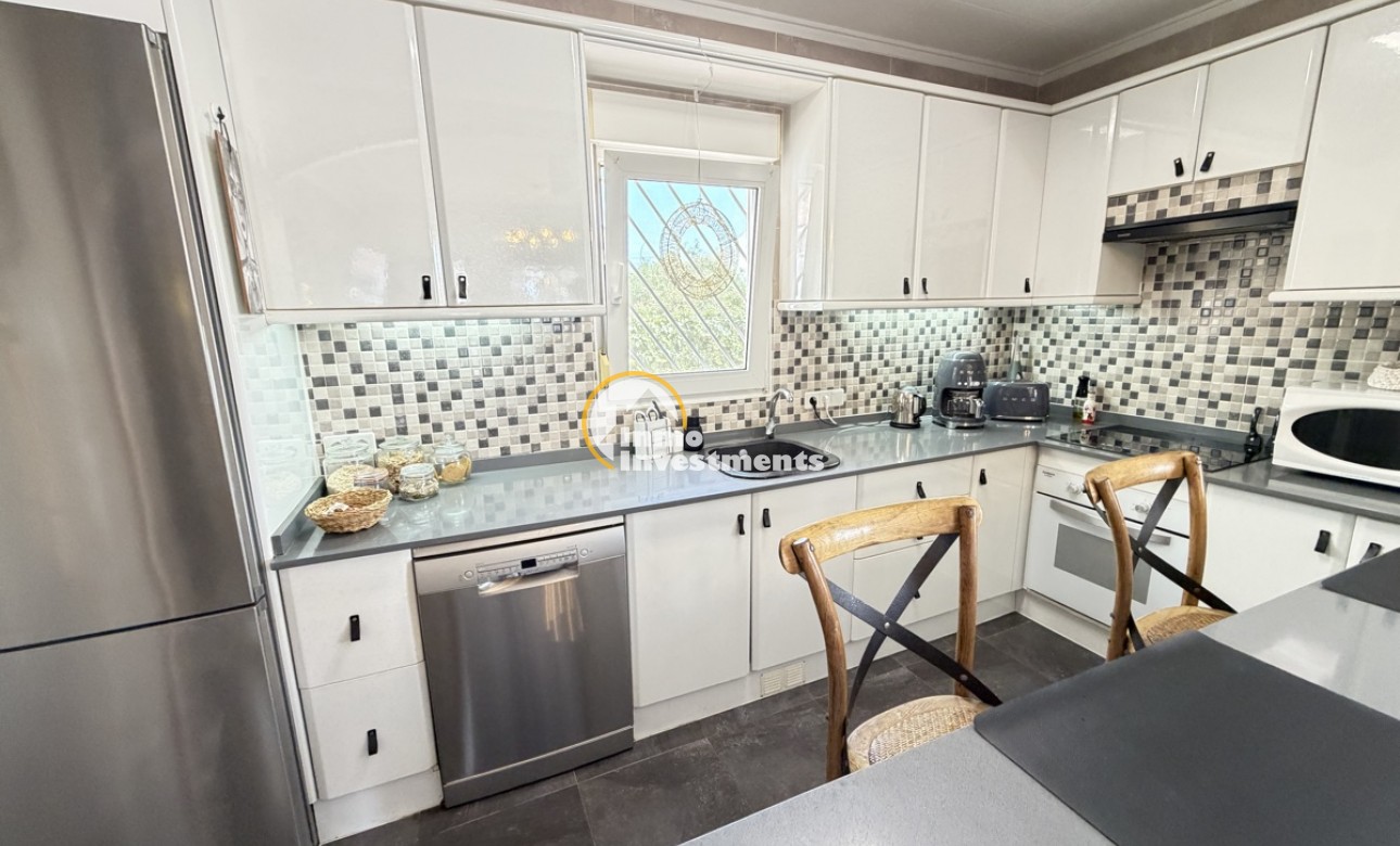 Resale - Villa - Torrevieja - San Luis