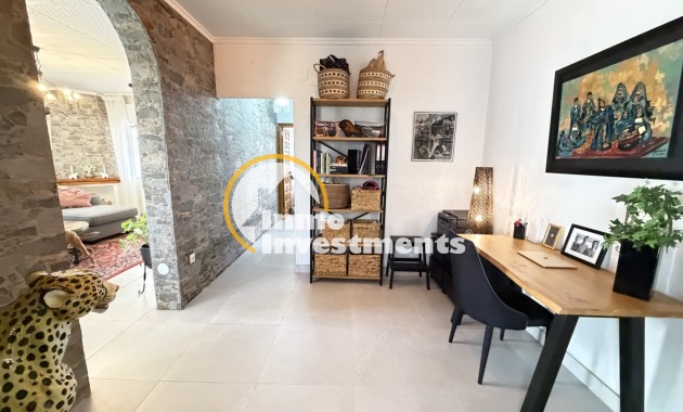 Resale - Villa - Torrevieja - San Luis