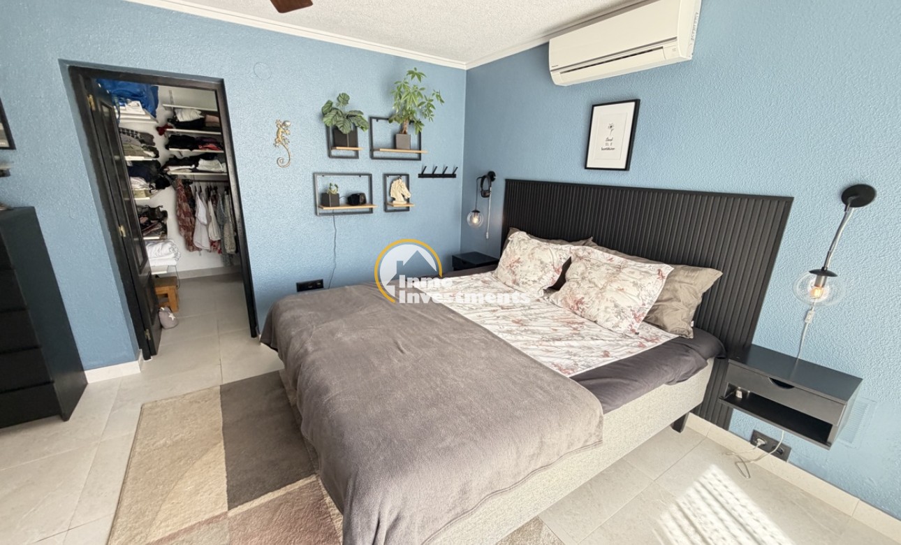 Resale - Villa - Torrevieja - San Luis