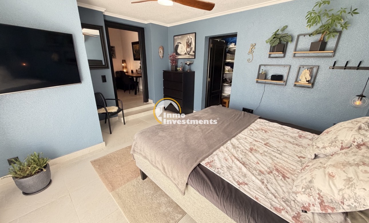 Resale - Villa - Torrevieja - San Luis