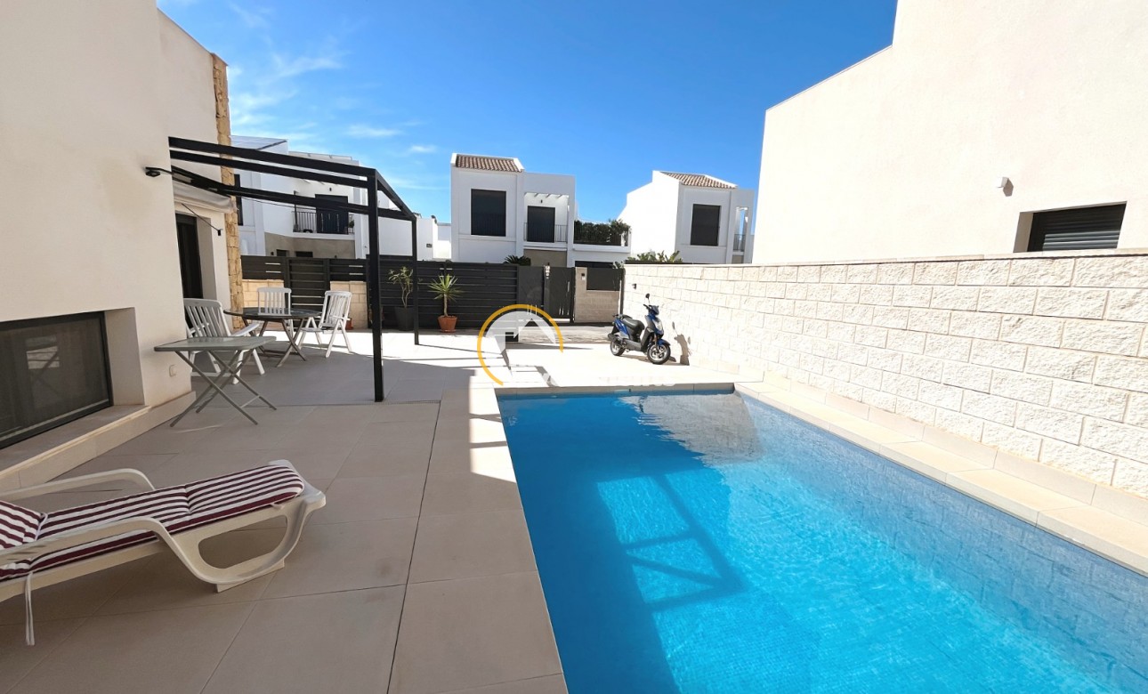 Revente privée - Villa mitoyenne - Ciudad Quesada - Pueblo Bravo