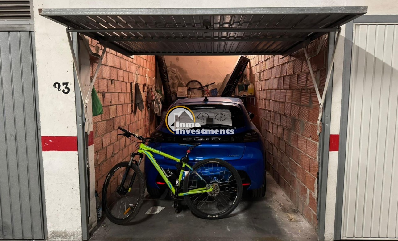 Bestaande bouw - Garage - Torrevieja - Playa del Cura