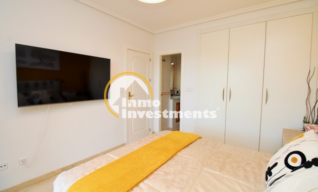 Gebrauchtimmobilien - Apartament - Villamartin