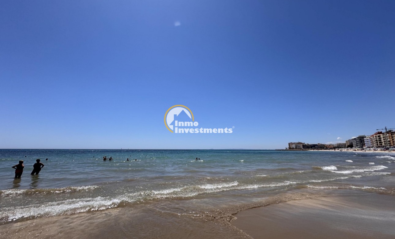 Long term rental - Apartment - Torrevieja - Playa de Los Locos