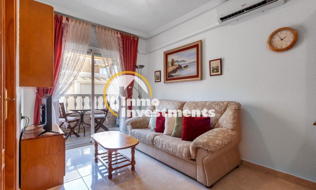 Resale - Apartment - Torrevieja - Estacion de autobuses