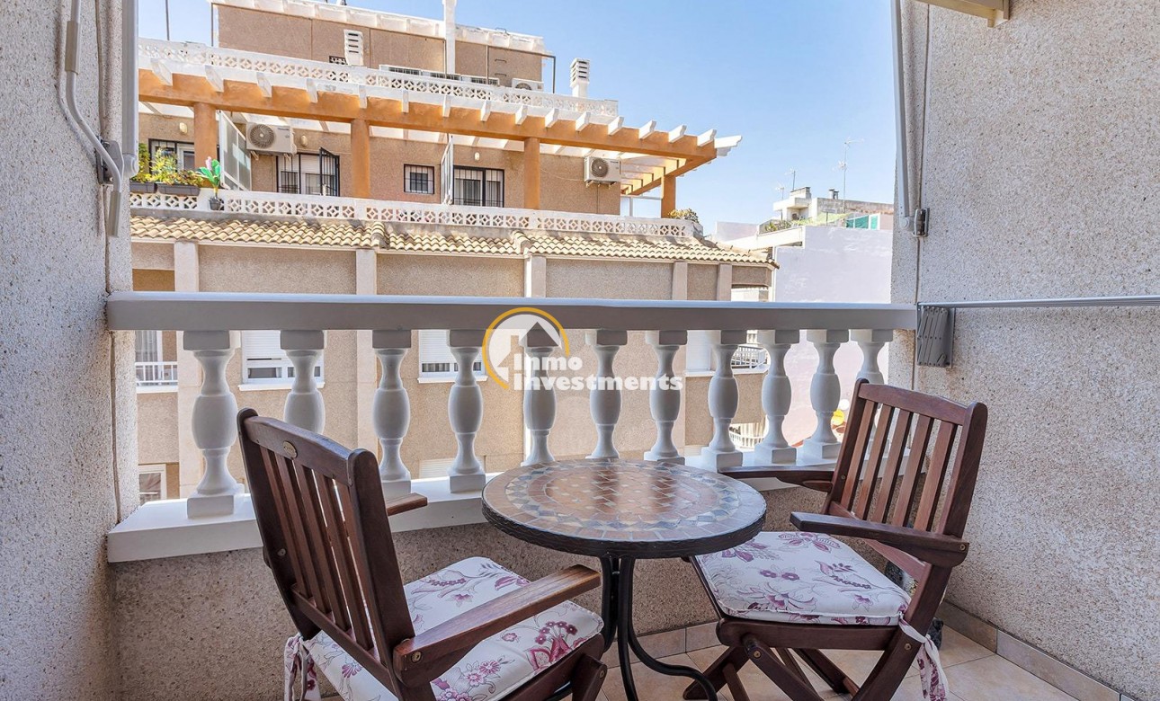 Resale - Apartment - Torrevieja - Estacion de autobuses