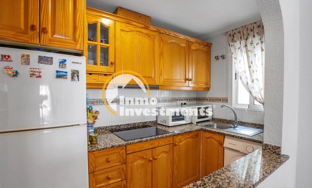 Resale - Apartment - Torrevieja - Estacion de autobuses