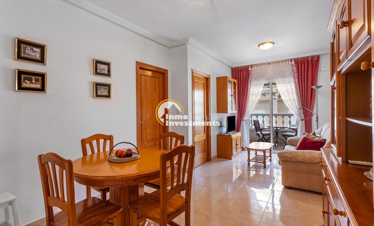 Resale - Apartment - Torrevieja - Estacion de autobuses
