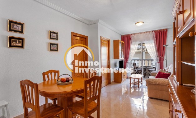 Resale - Apartment - Torrevieja - Estacion de autobuses