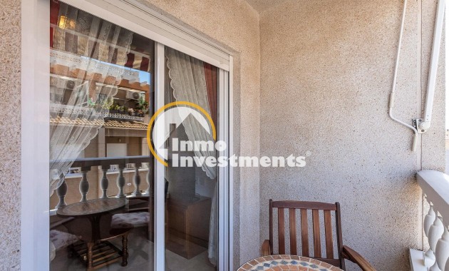 Resale - Apartment - Torrevieja - Estacion de autobuses