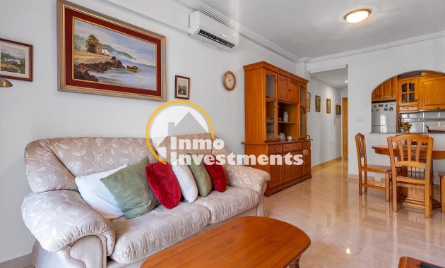 Resale - Apartment - Torrevieja - Estacion de autobuses