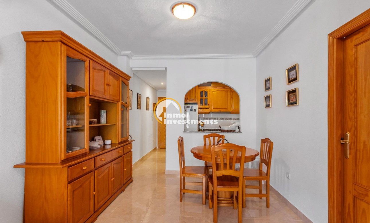 Resale - Apartment - Torrevieja - Estacion de autobuses