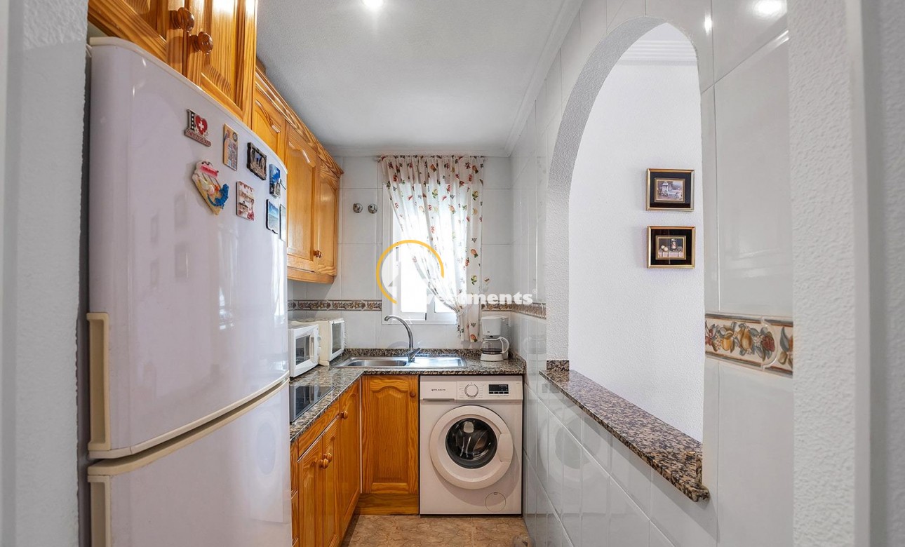 Resale - Apartment - Torrevieja - Estacion de autobuses