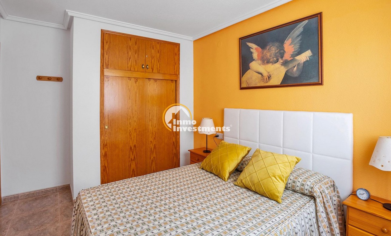 Resale - Apartment - Torrevieja - Estacion de autobuses